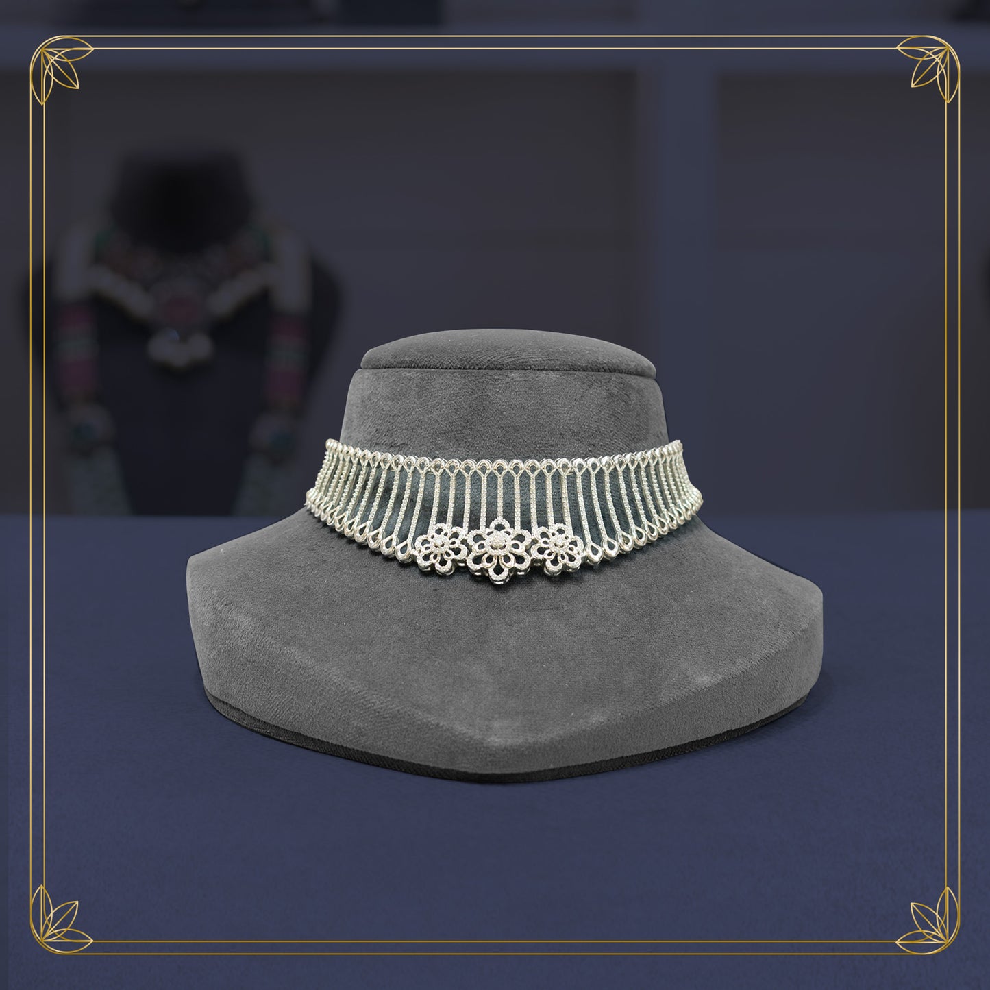 The Radiant Collar 92.5 Silver Necklace