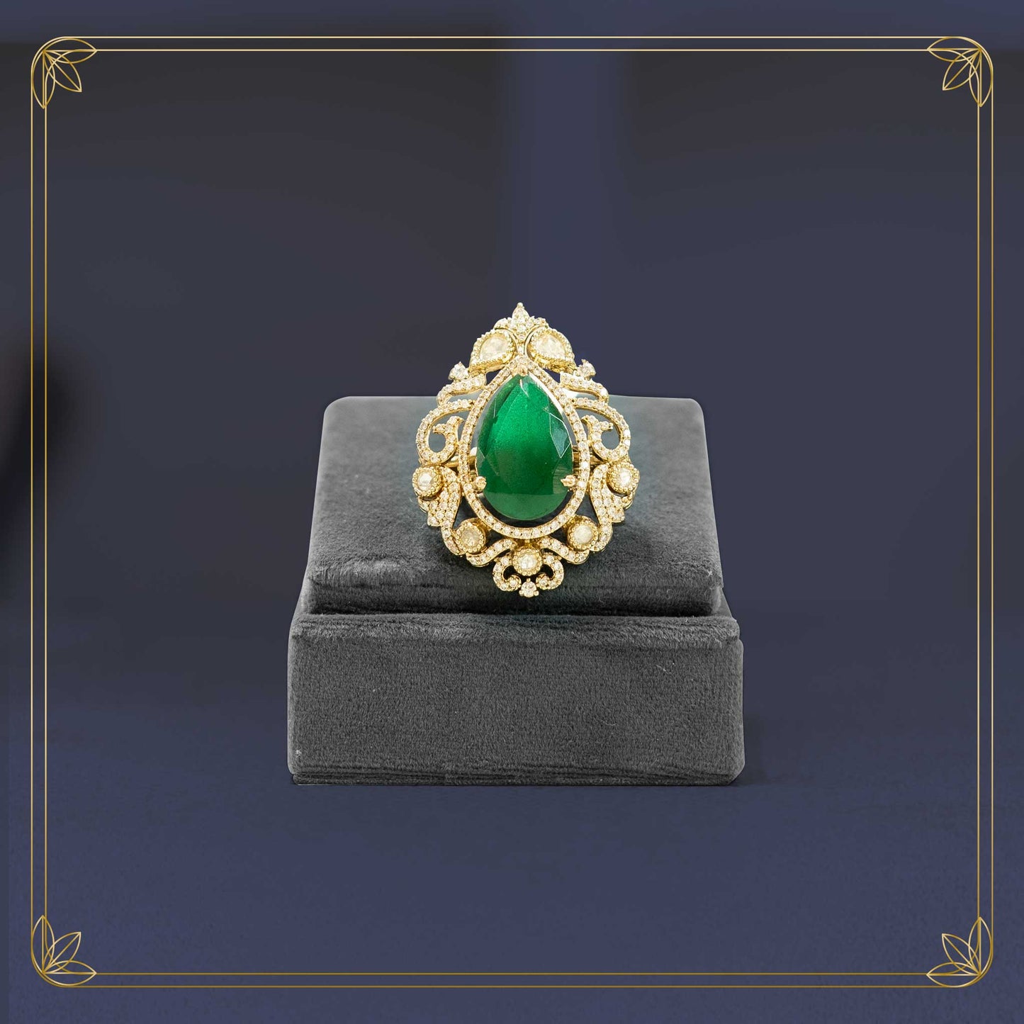 Imperial Emerald Teardrop Royal Ring