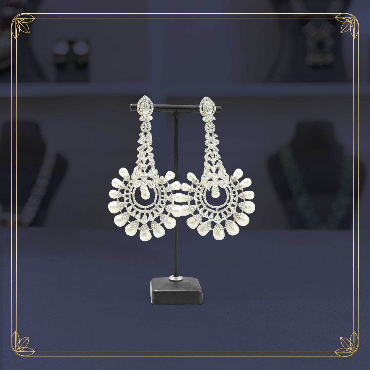 Queen's Crystal Wreath Earing's