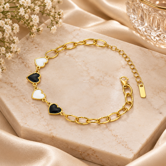 Monochrome Heart Charm Bracelet (52232)