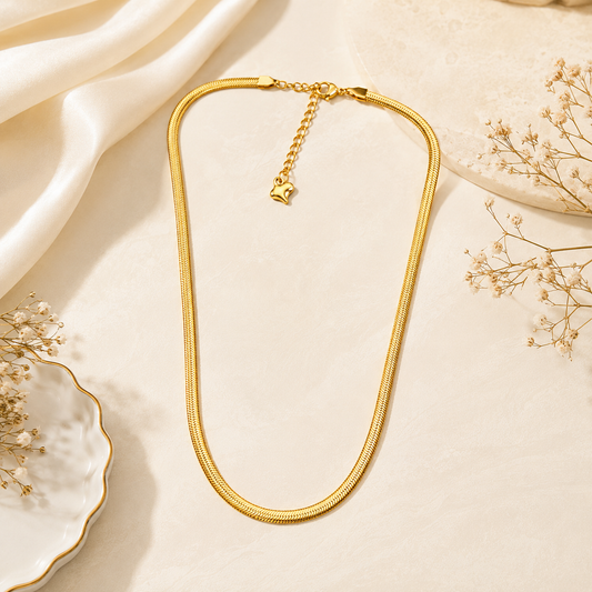 The Aurelia Flat Chain (52386)