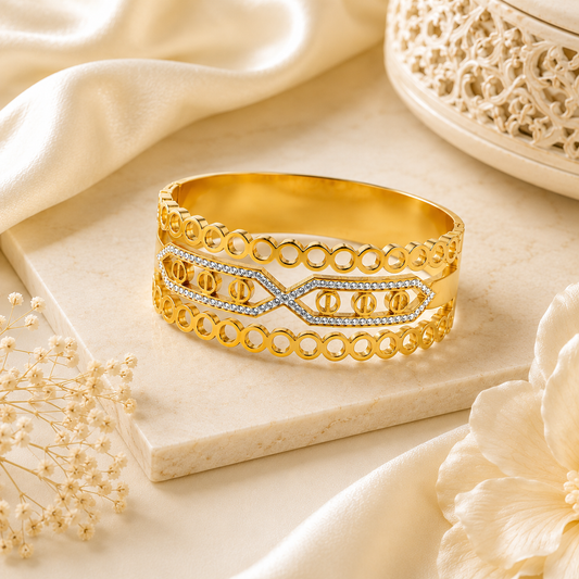 Imperial Circle Luxe Cuff (51889)