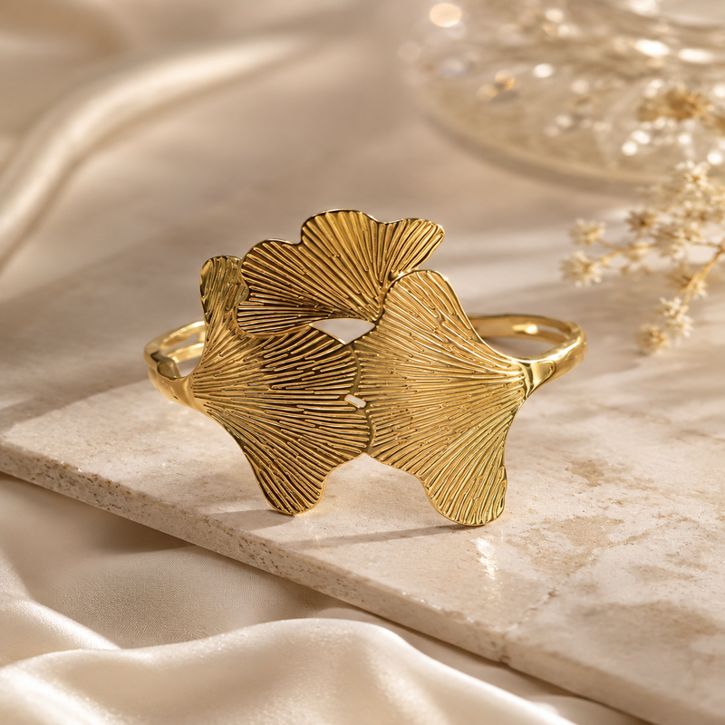 Gold Finish Fan Leaf Bracelet for Women (58748)