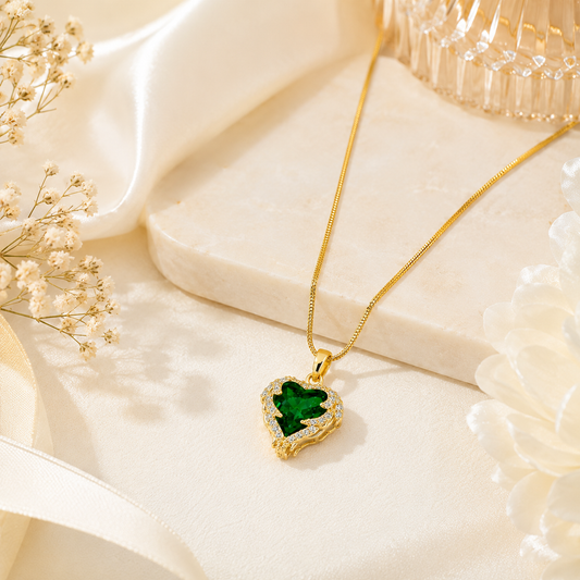 Emerald Heart Royale Pendant (51862)