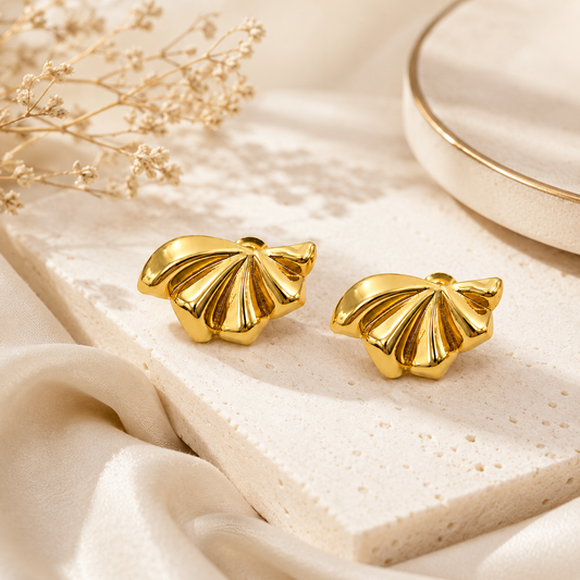 The Golden Shell Fan Earrings (52343)