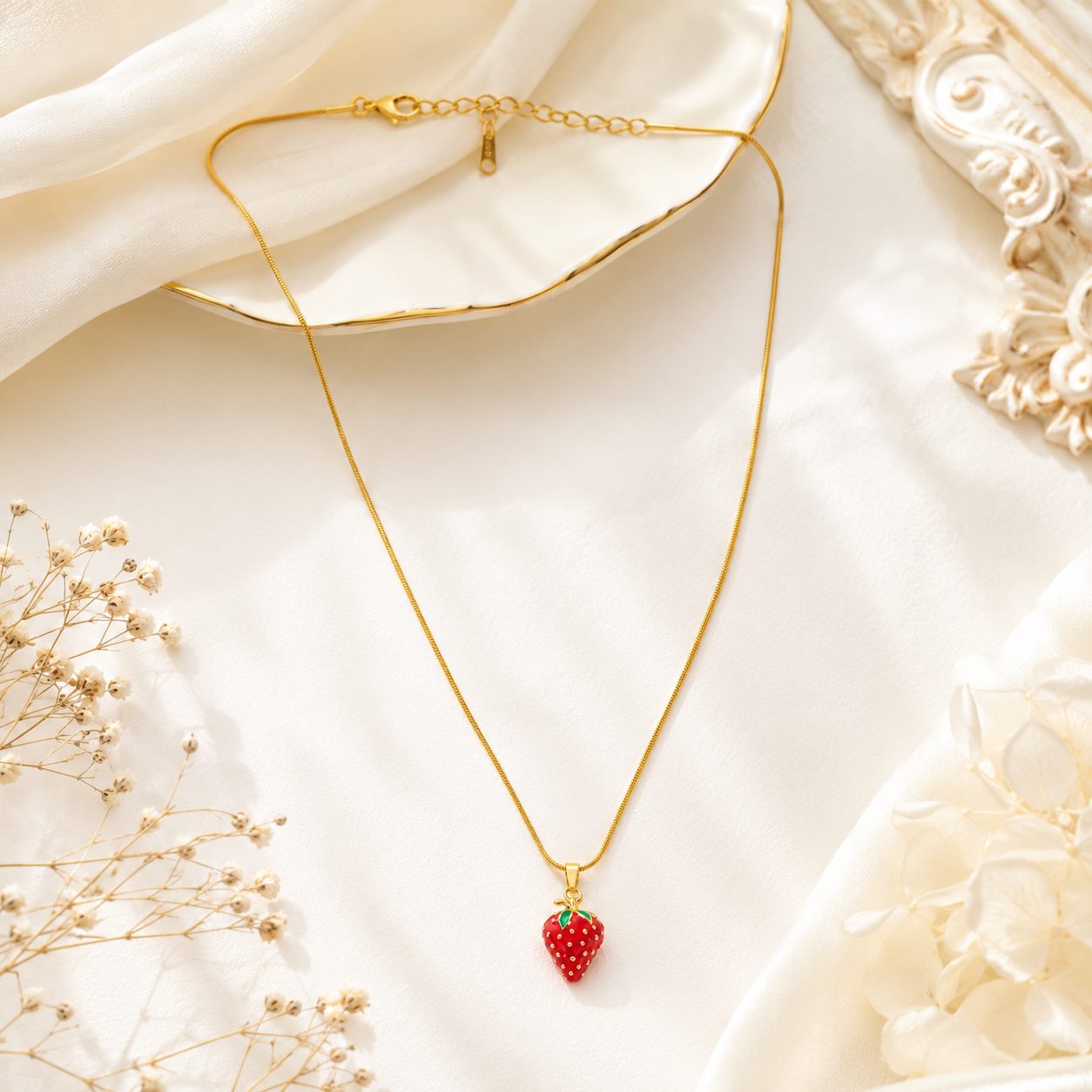 Strawberry Glow Pendant (51861)