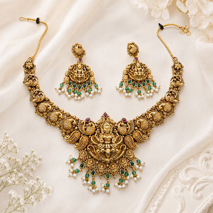 Emerald Lakshmi Jewellery Set