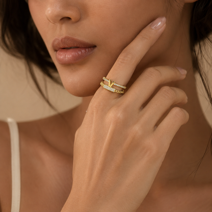 The V-Curve Ring