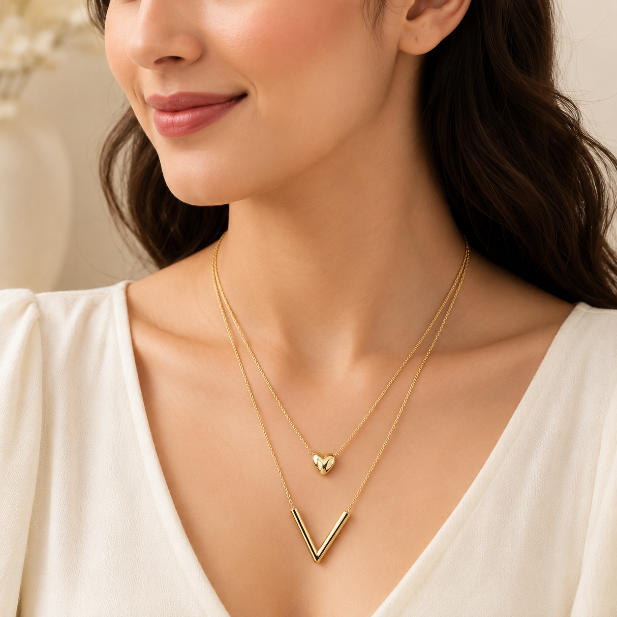 The Amore Layered Pendant: (52003)