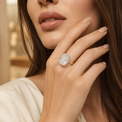 The Elara Signature Ring