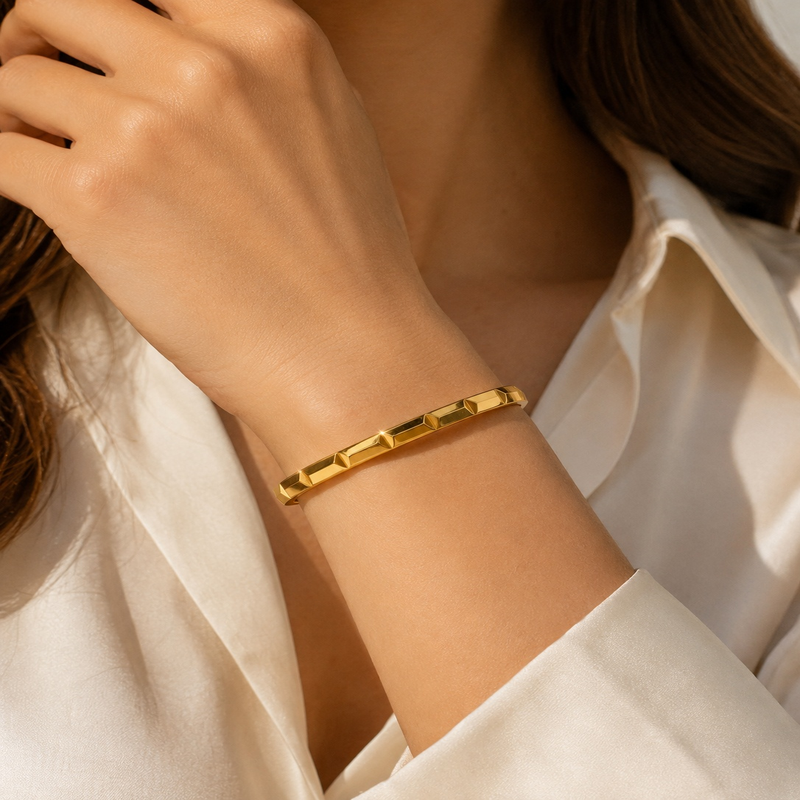 Gold Finish Minimalist Bracelet for Women (58753)