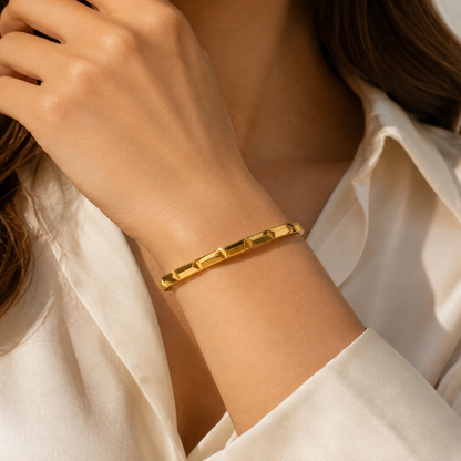 Gold Finish Minimalist Bracelet for Women (58753)