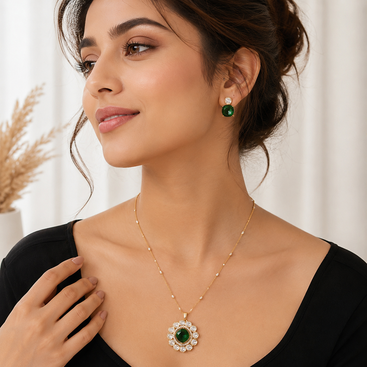 Emerald Royale Pendant Set (50154)