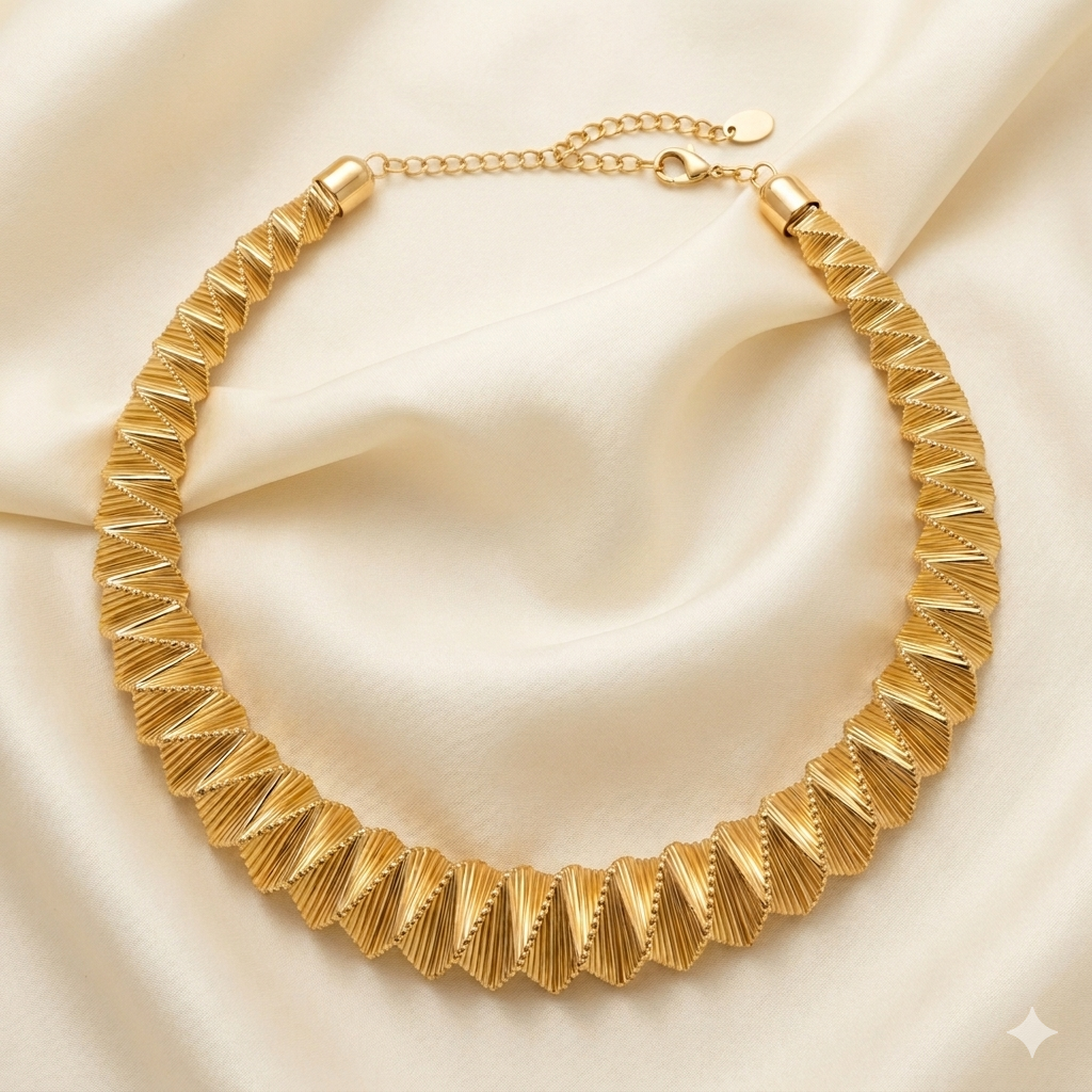 The Pleated Collar Necklace