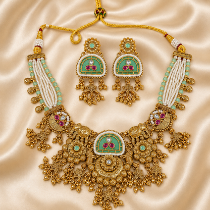 The Mint Royale Temple Set