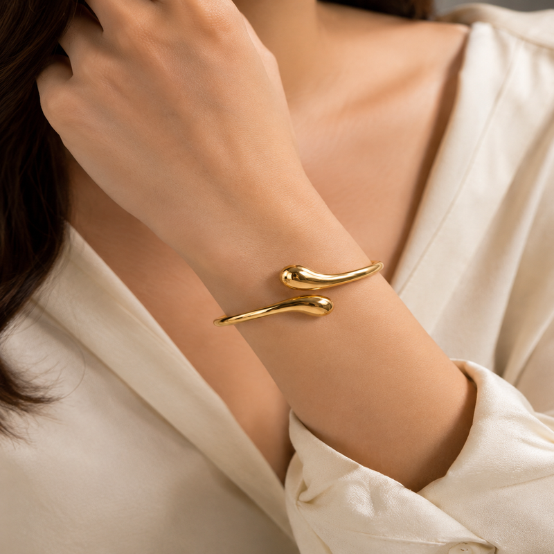 Women’s Sculptural Gold-Tone Cuff Bracelet (58739)