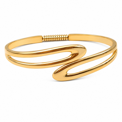 Stylish Sculptural Loop Bracelet for Women (58730)